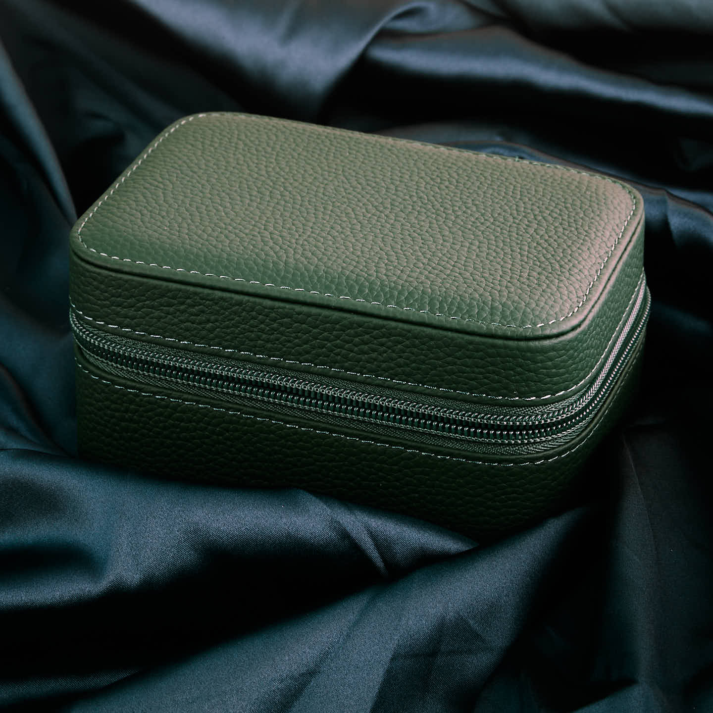 TimeKeepers Zip Case (2-Slot) · Valstd